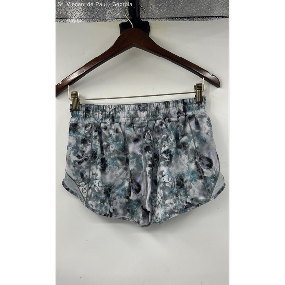 Lululemon Hotty Hot Low Rise Lined Shorts Women's 8Reg Camo - Picture 2 of 8